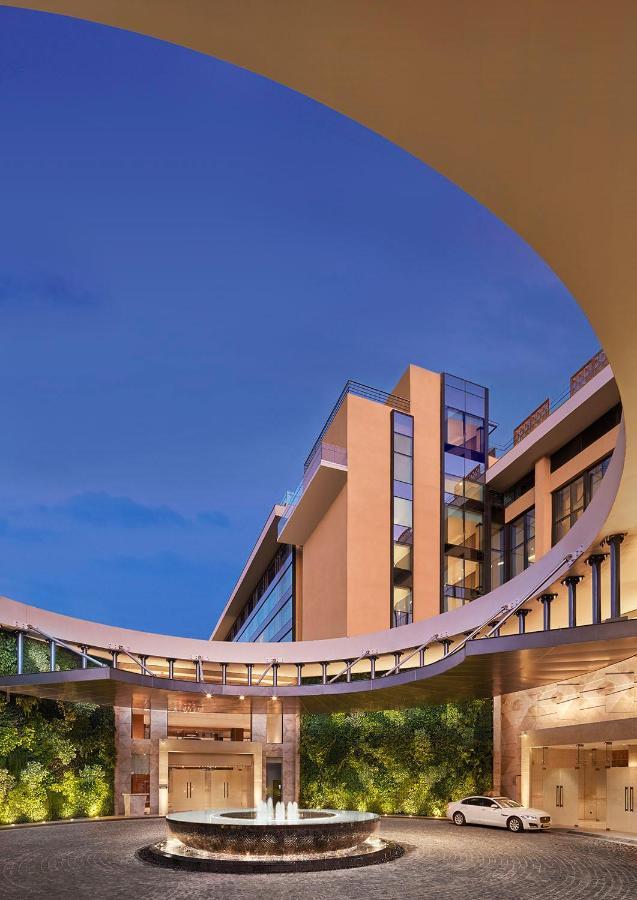 Taj Cidade De Goa Horizon, Goa Panaji Buitenkant foto The new building of the University of Economics and Business Vienna